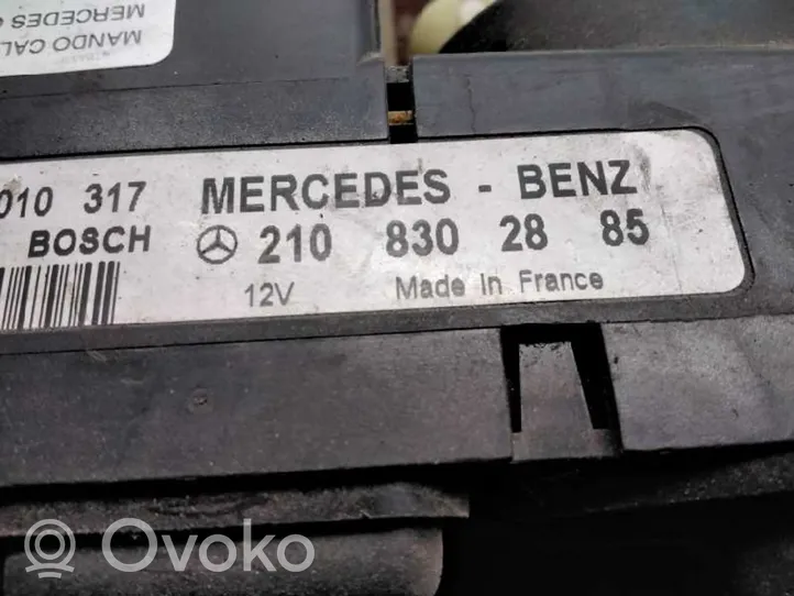 Mercedes-Benz E W210 Moduł / Sterownik klimatyzacji 2108302885