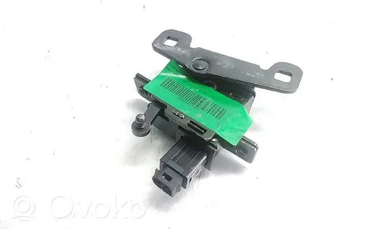 BMW 5 E34 Tailgate lock latch 51241973194