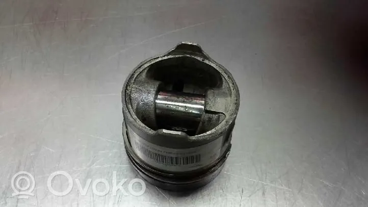 Renault Megane I Piston 