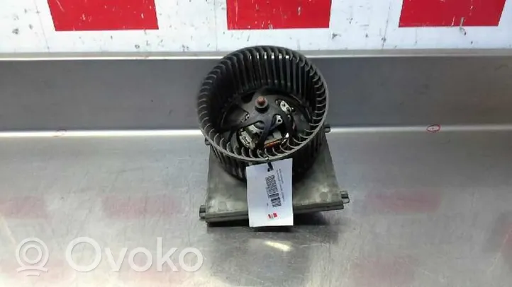 Volkswagen Golf SportWagen Pečiuko ventiliatorius/ putikas 1J1819021A