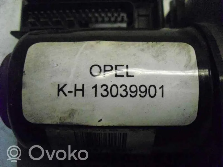 Opel Vectra B ABS valdymo blokas 13039901