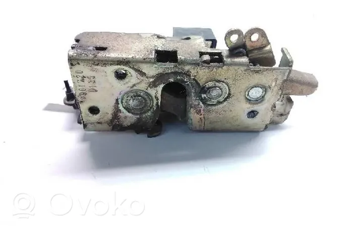 Mercedes-Benz Sprinter W901 W902 W903 W904 Front door lock 9017200135