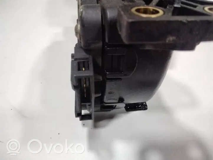 Audi A4 S4 B5 8D Elektriskais gāzes pedālis / sensors 8D1721523A