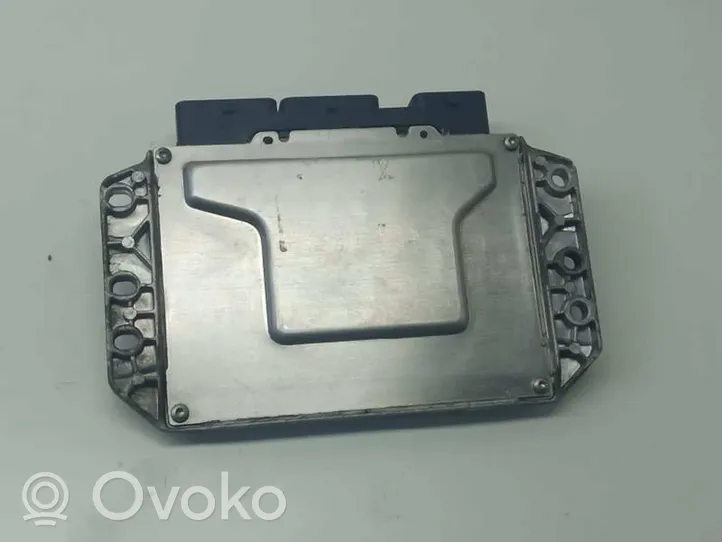 Renault Megane III Sterownik / Moduł ECU 237100132R