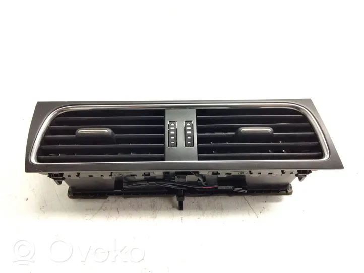 Audi A4 Allroad Grille d'aération centrale 8T1820951C