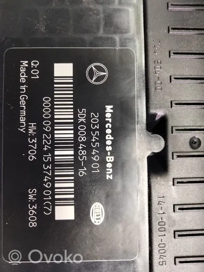 Mercedes-Benz CLC CL203 Fuse box set 2035454901