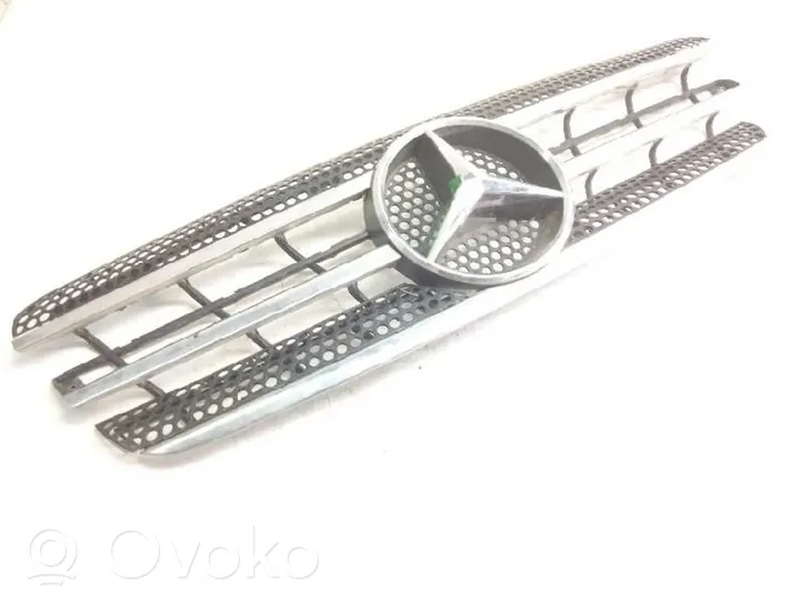 Mercedes-Benz ML W163 Grille de calandre avant 1638800985