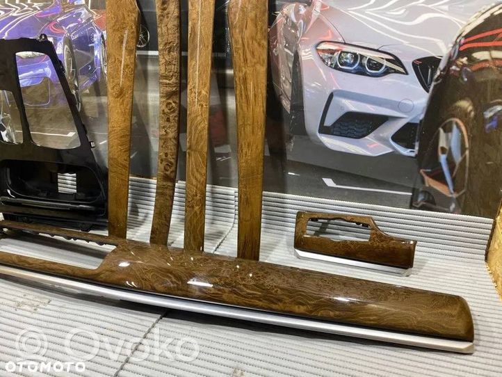 BMW 5 GT F07 Panelės apdailos skydas (centrinis) 