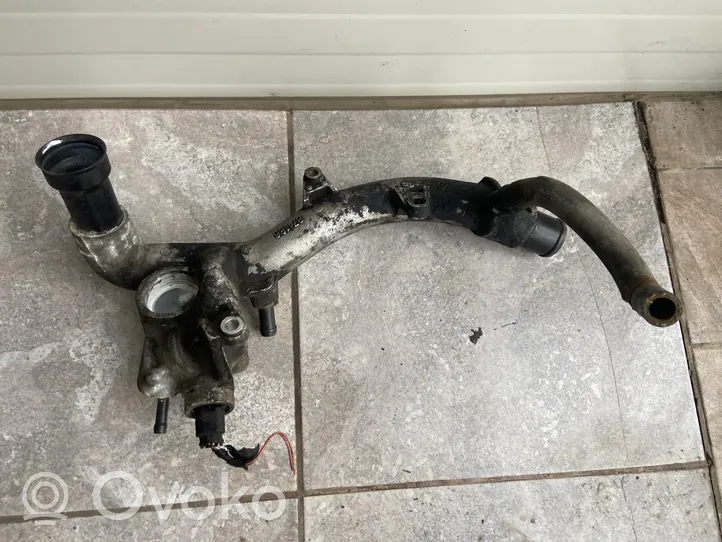 Nissan Navara D40 Engine coolant pipe/hose 874186