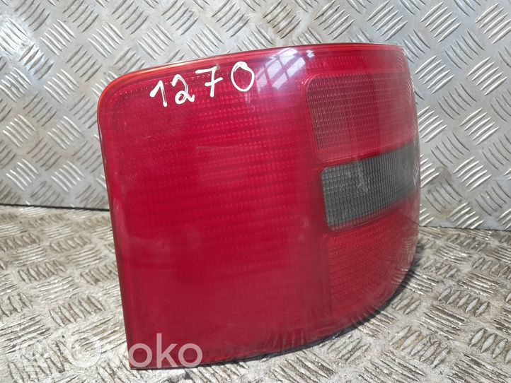 Audi A6 S6 C5 4B Lampa tylna 4B9945095D