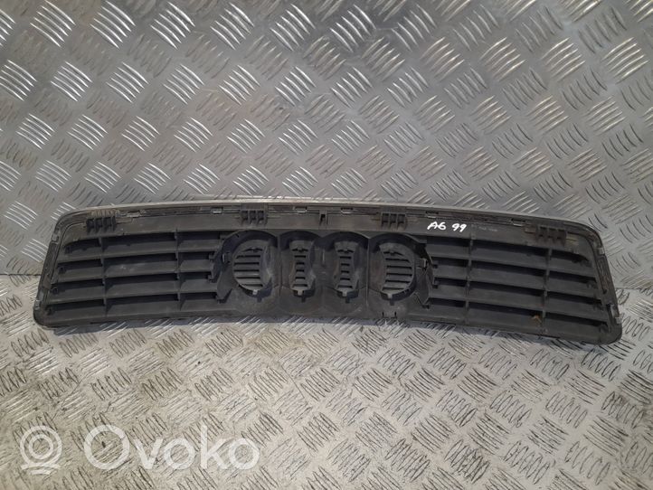 Audi A6 S6 C5 4B Etupuskurin ylempi jäähdytinsäleikkö 4B0853651A