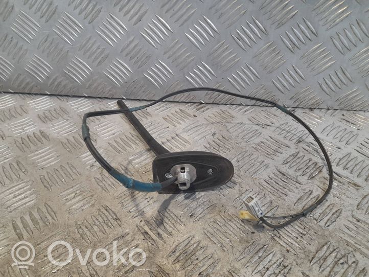 Toyota Avensis T270 Radio antena 