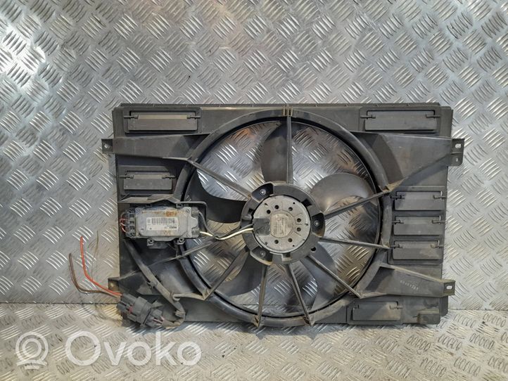 Volkswagen Golf VI Convogliatore ventilatore raffreddamento del radiatore 1K0121205AF