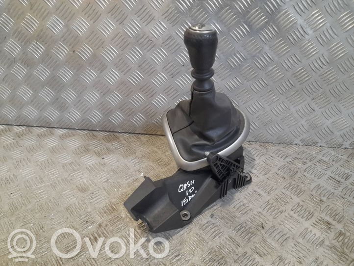 20001218 Nissan Qashqai Gear selector/shifter (interior), 30.00 € RRR