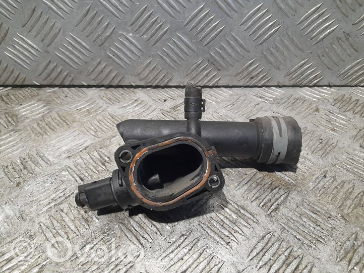 Audi A4 S4 B8 8K Termostatas/ termostato korpusas 03L121132A