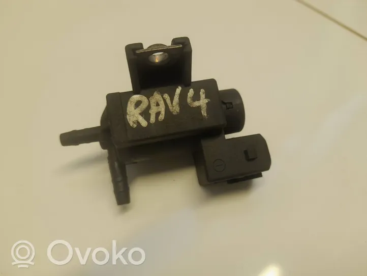 Toyota RAV 4 (XA30) Zawór podciśnienia / Elektrozawór turbiny 