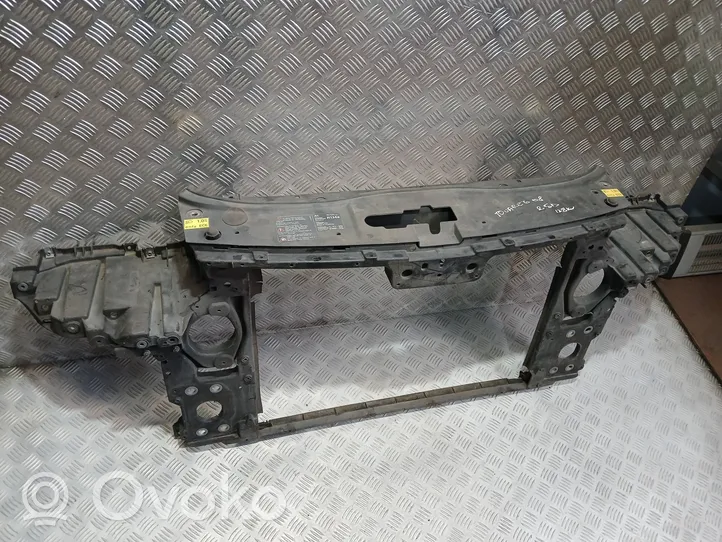 Volkswagen Touareg I Radiator support slam panel 7M3010207