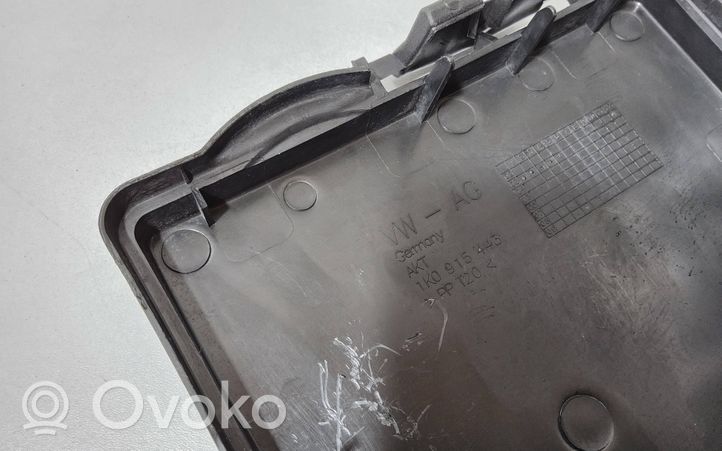 Audi A3 S3 8P Support boîte de batterie 1K0915333