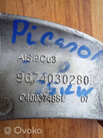 Citroen C4 II Picasso Support de générateur / alternateur 9674030280