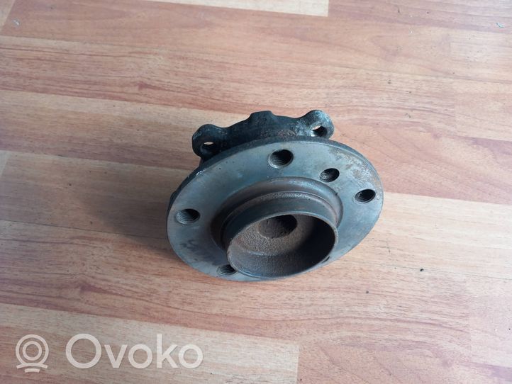 BMW 7 E65 E66 Pivot de moyeu avant 31226750217