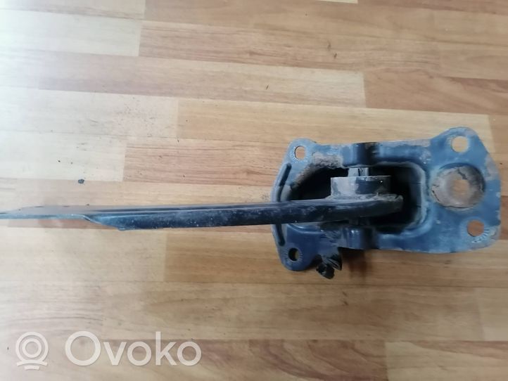 Volkswagen PASSAT B6 Triangle bras de suspension supérieur arrière 3C0505226