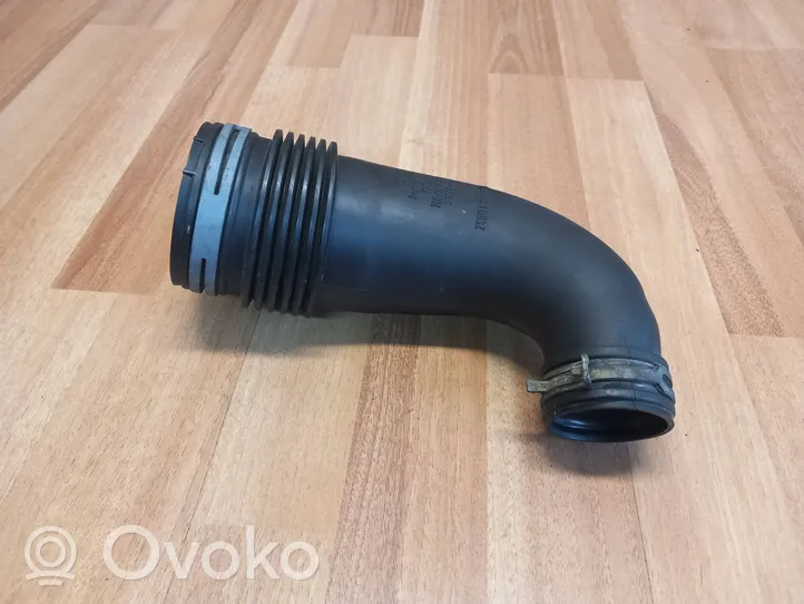 Volkswagen Touareg I Tuyau d'admission d'air turbo 7L6128628B