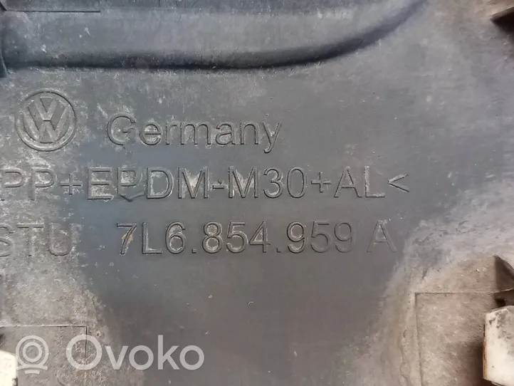 Volkswagen Touareg I Listwa / Nakładka na błotnik przedni 7L6854959A