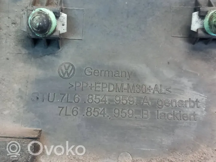 Volkswagen Touareg I Apdaila sparno (moldingas) 7L6854959A