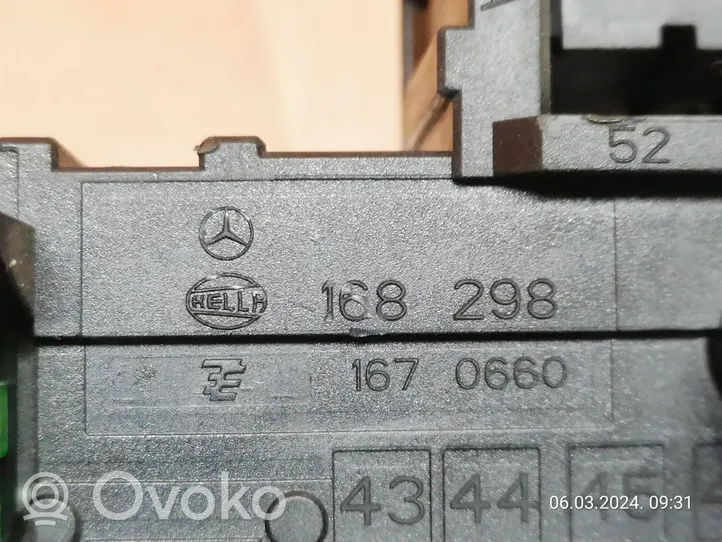 Mercedes-Benz C W204 Fuse module 168298