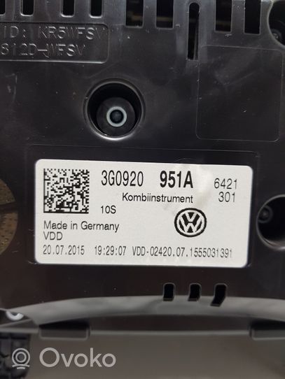 Volkswagen PASSAT B8 Tachimetro (quadro strumenti) 3G0920951A