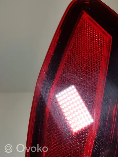 Audi e-tron Aizmugurējais lukturis virsbūvē 4KE945091B