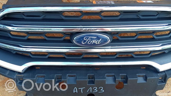 Ford Escort Grille calandre supérieure de pare-chocs avant GN15-17B968-EW