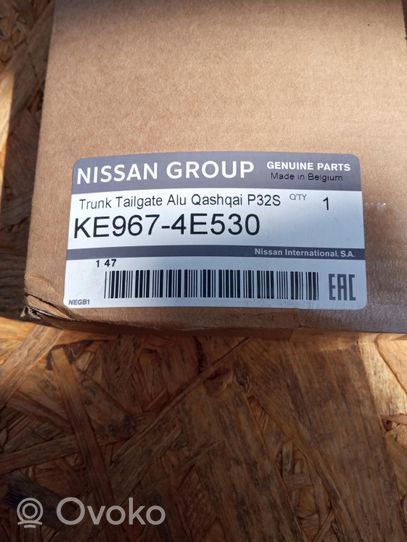 Nissan Qashqai Отделочная ленточка заднего бампера KE9674E530