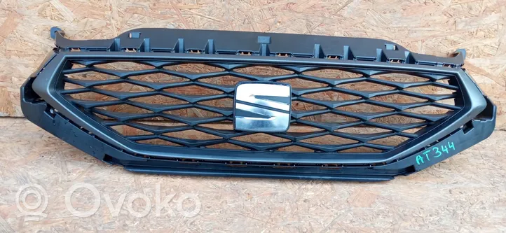 Seat Leon IV Maskownica / Grill / Atrapa górna chłodnicy 5FA853651G