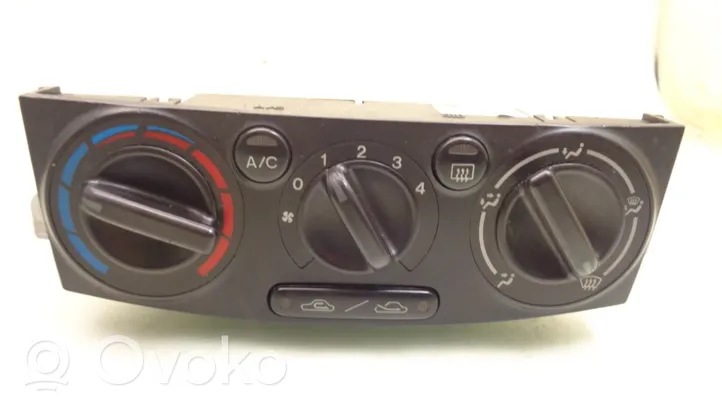 Mazda MPV II LW Centralina del climatizzatore LC94B4J18