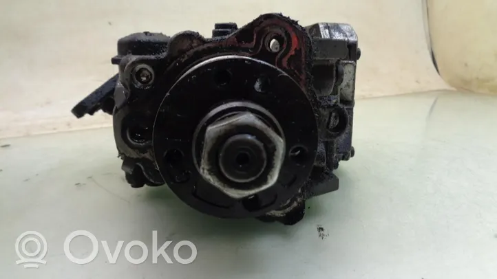 Ford Mondeo Mk III Polttoaineen ruiskutuksen suurpainepumppu 0470504021