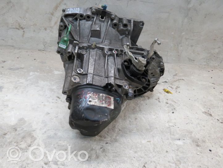 Renault Twingo II Mechaninė 5 pavarų dėžė JH3169