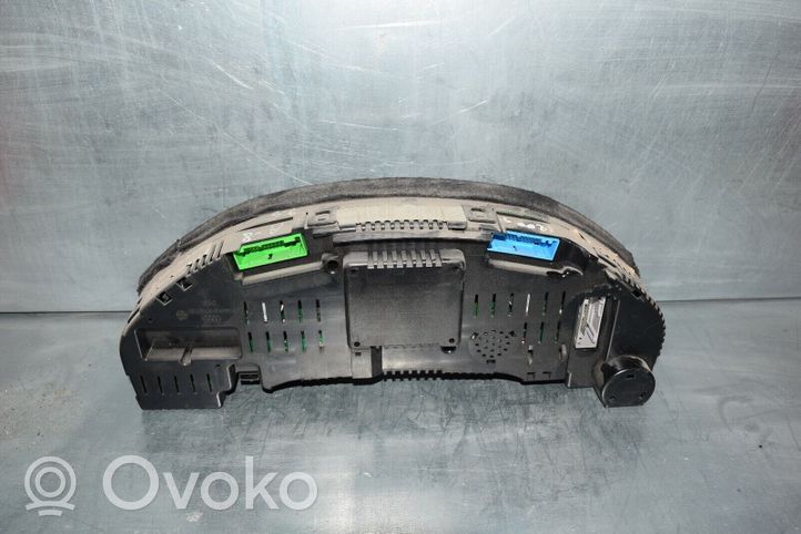 Audi A8 S8 D2 4D Compteur de vitesse tableau de bord 4D0919033CA