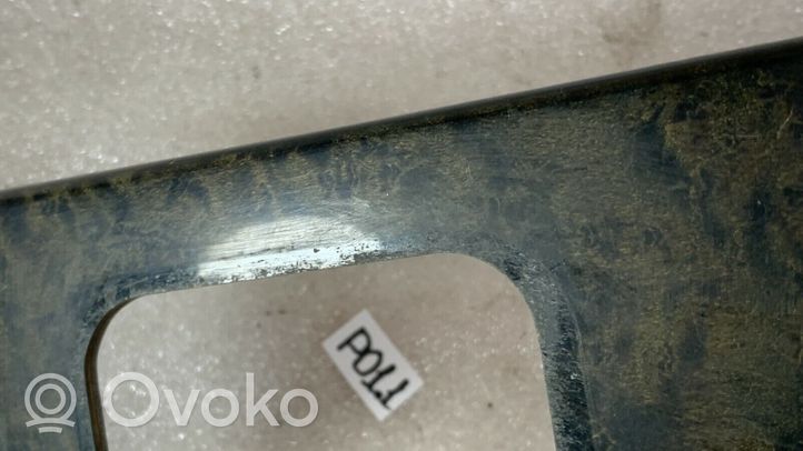 Mercedes-Benz E W210 Rivestimento del pannello A2106830108