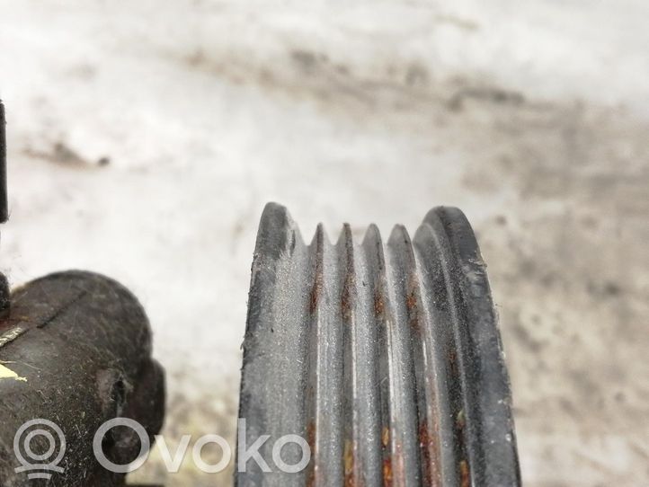 3X13B244 KIA Carnival Power steering pump, 43.50 € RRR