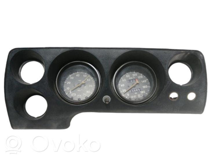 212153251243 Lada Niva Speedometer (instrument cluster), 43.31 € | RRR