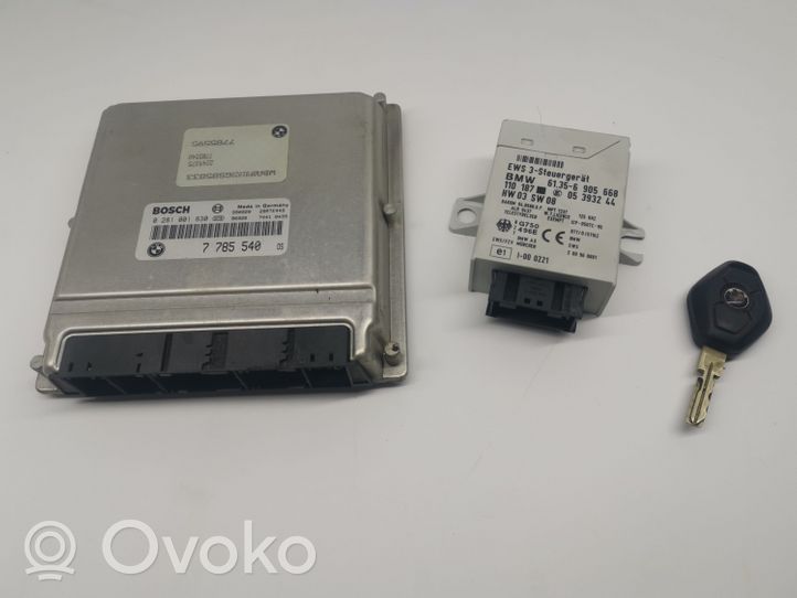 BMW 5 E39 Juego de cerradura y set ECU del motor 7785540