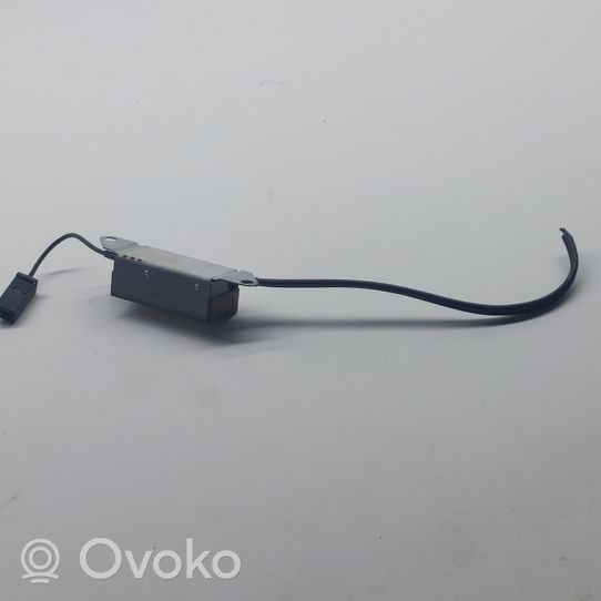 Mitsubishi Pajero Antenos valdymo blokas MR952907