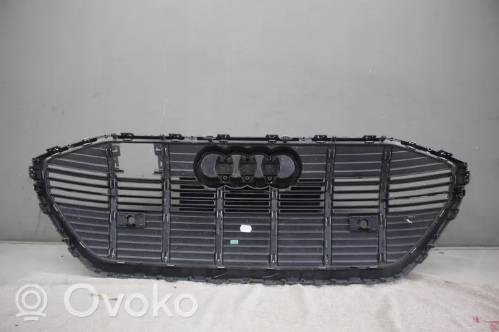 Audi e-tron Augšējais režģis GRILL