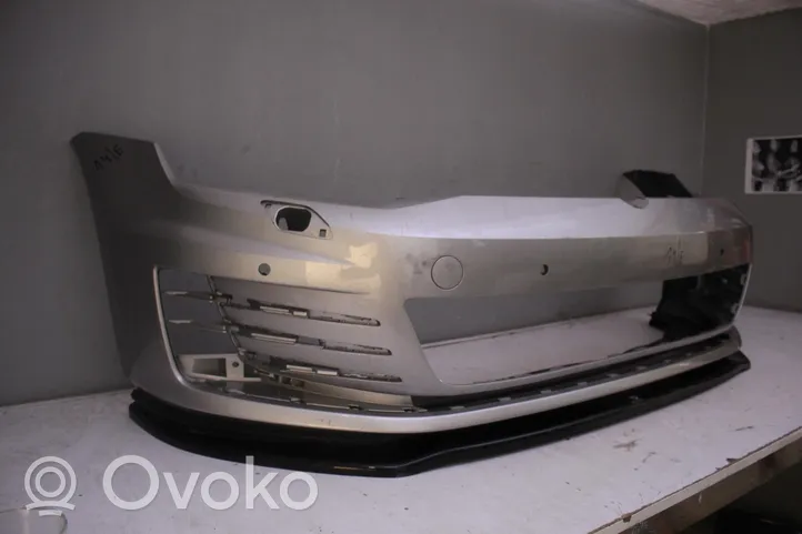 Volkswagen Golf VII Moulure de pare-chocs avant ZDERZAK