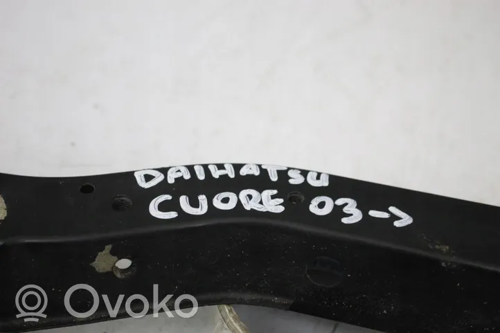 Daihatsu Cuore Jäähdyttimen kehyksen suojapaneeli 4x