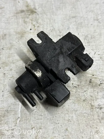 BMW 3 E46 Turbo solenoid valve 2247906