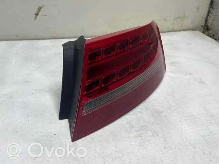 Audi A5 8T 8F Lampa tylna 8T8945096D