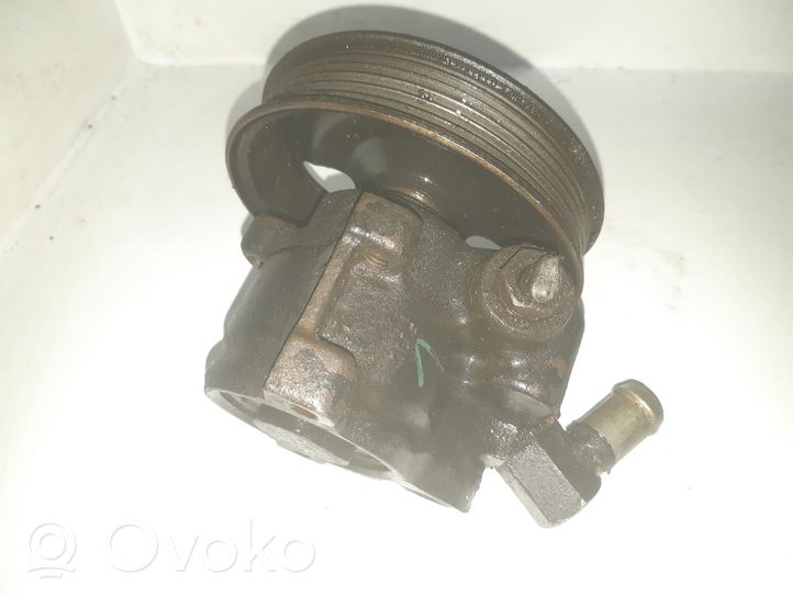 Ford Mondeo MK II Vairo stiprintuvo siurblys 94B83A733AA