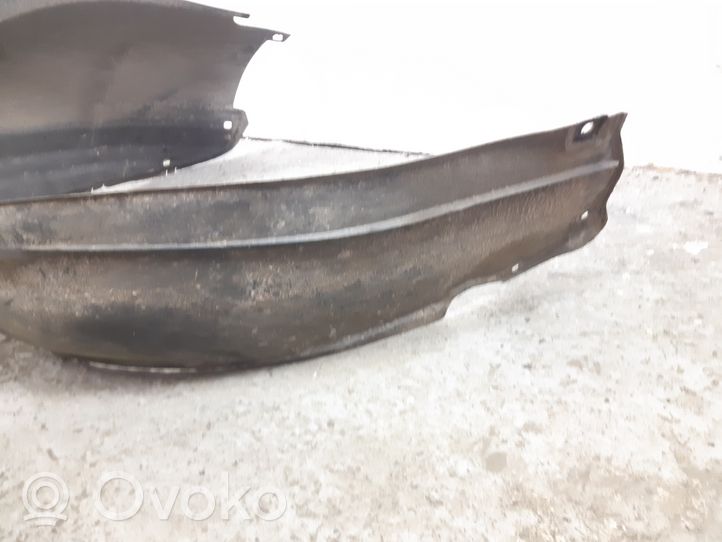 Audi 100 S4 C4 Rivestimento paraspruzzi passaruota anteriore 